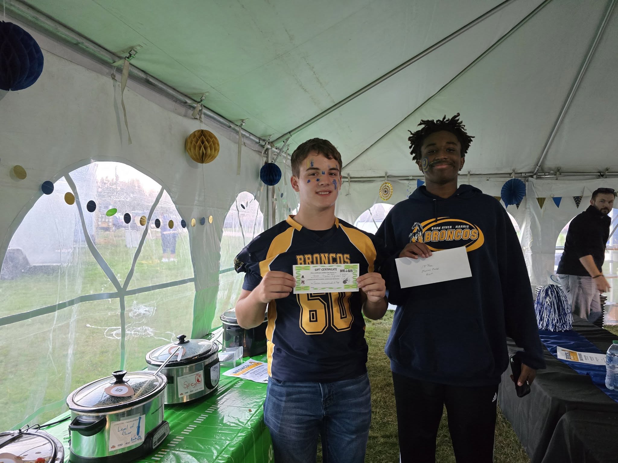 570184876_841308015119277_1619223349779684583_n