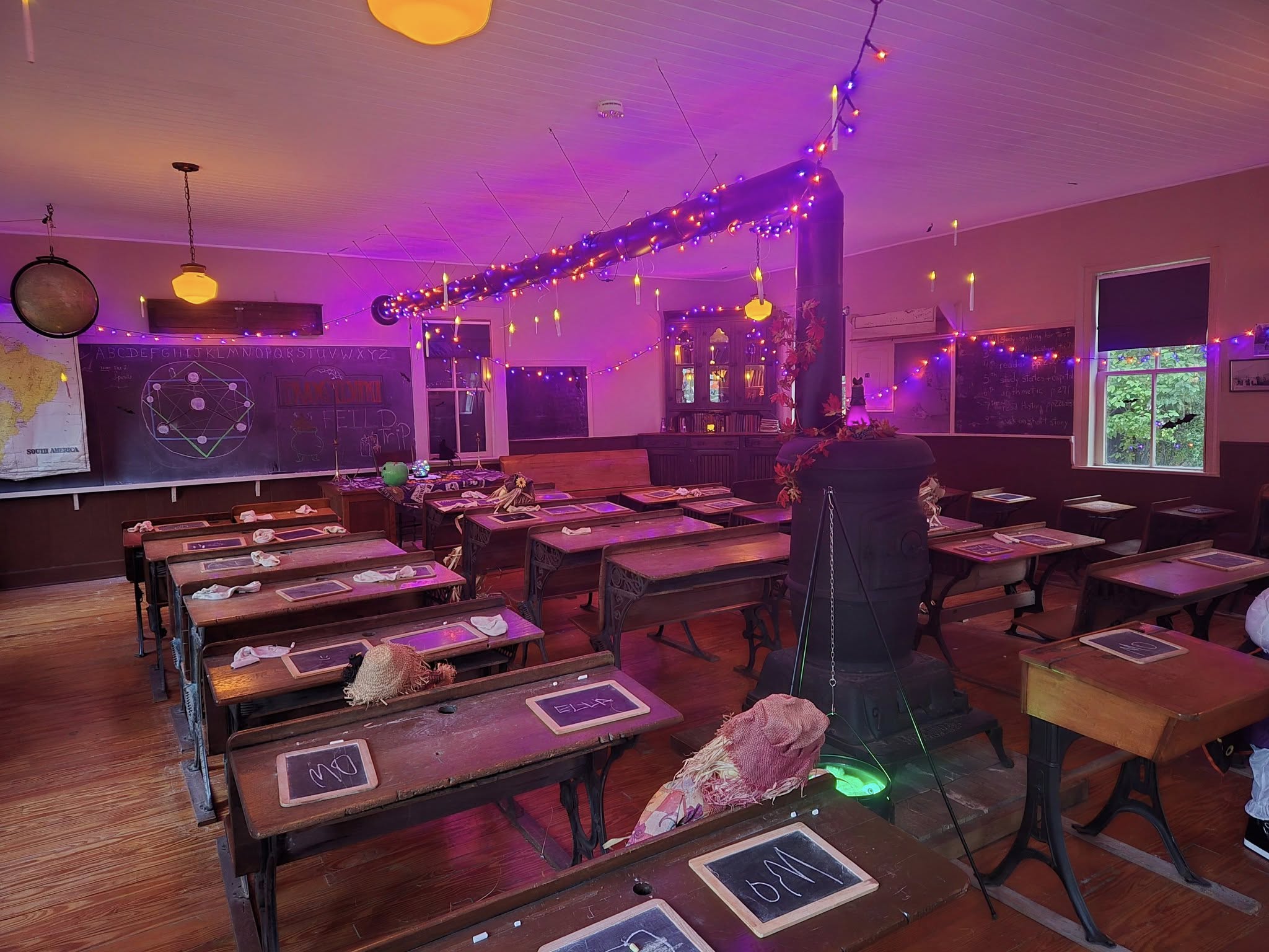 570364075_1174910974739672_28500415874773743_n