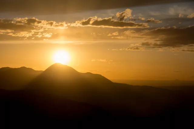 sunset in Pueblo Colorado mountains
